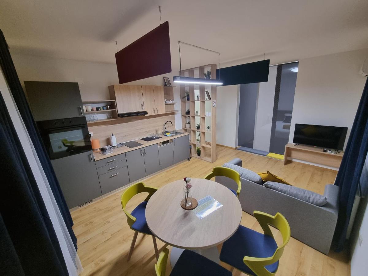 Ferienwohnung Kfn Concept One Zagreb Exterior foto